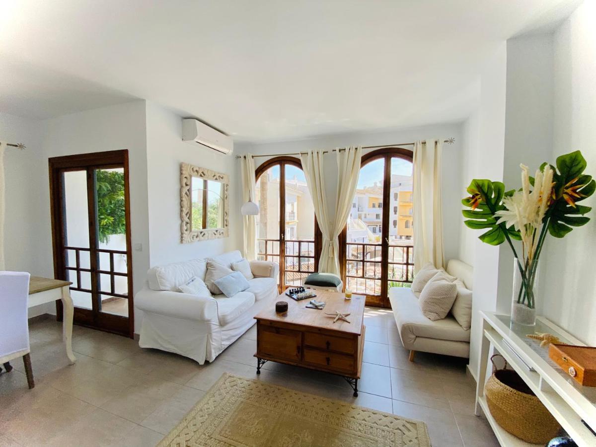 Luminoso Apartamento Para Dos Personas En Cabopino Marbella Ngoại thất bức ảnh